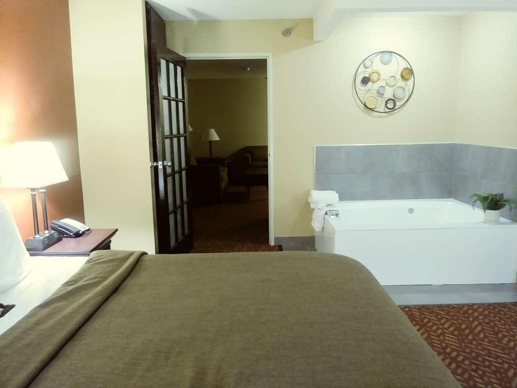 Grandstay Hotel & Suites Кембридж Номер фото
