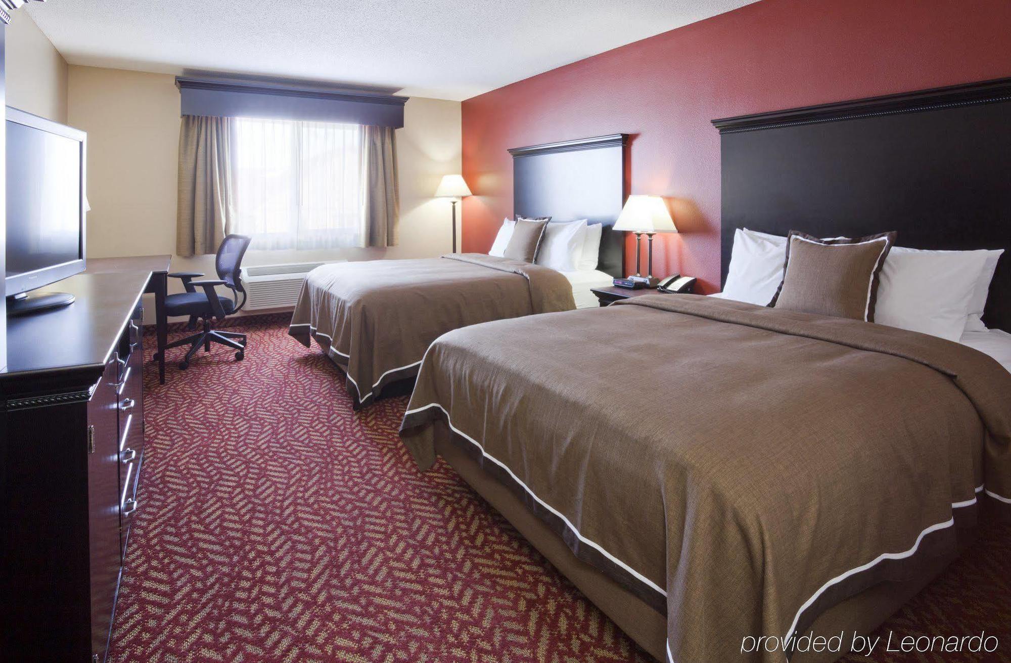 Grandstay Hotel & Suites Кембридж Екстер'єр фото